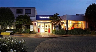 Novotel Coventry M6, J3